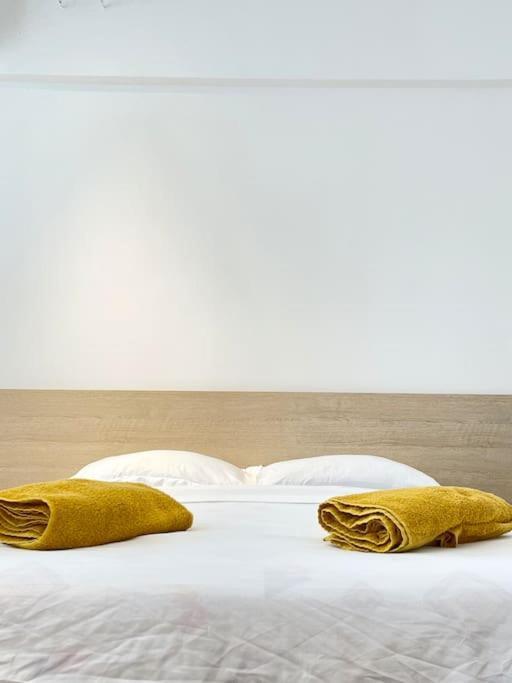 Boutique Apartment In The Bucharest City Center Luaran gambar