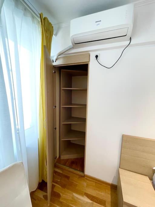 Boutique Apartment In The Bucharest City Center Luaran gambar